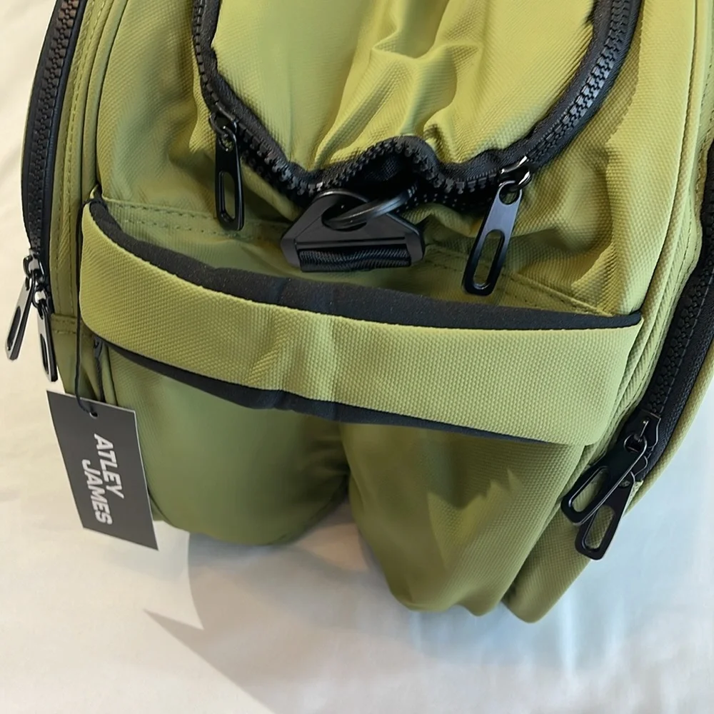 ATLEY JAMES DUFFEL  Bag with Durable Fabric and Zipper , LOTS OF COMPART…